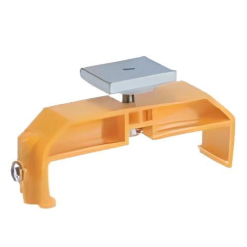 083135-4: Anchor Clamp With Square Nut