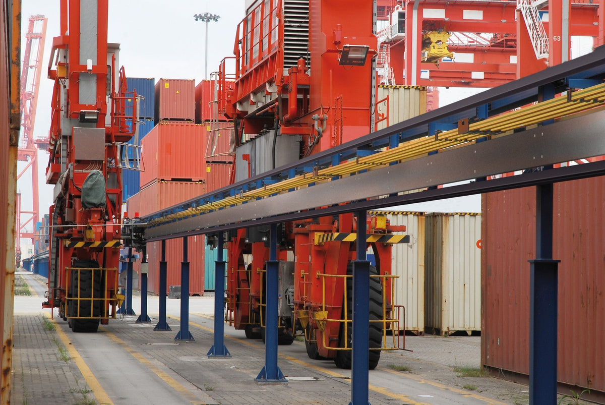 Conductor Bar for High-Speed Crane Applications